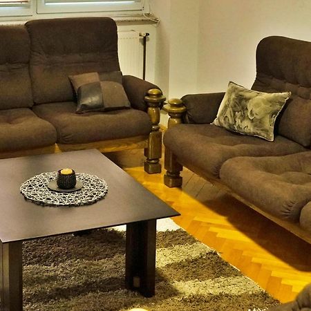 Vijecnica View 2Bdr Apartment With Balcony - Best Location Saraybosna Dış mekan fotoğraf